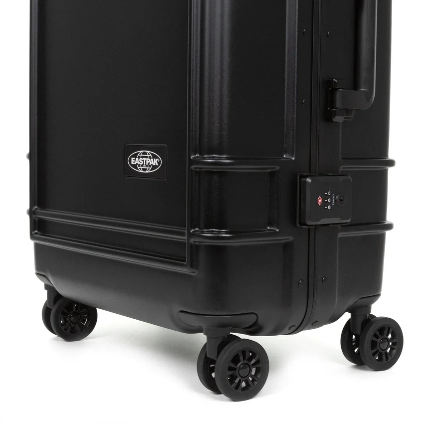 RESIST'R CASE L BLACK