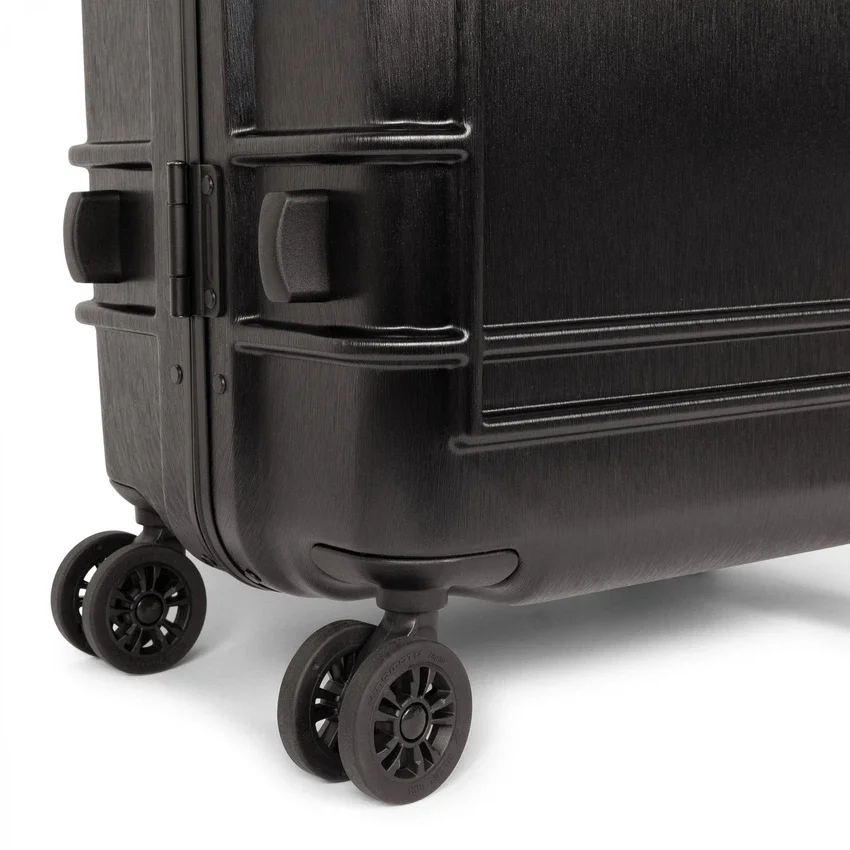 RESIST'R CASE M BRUSHED BLACK